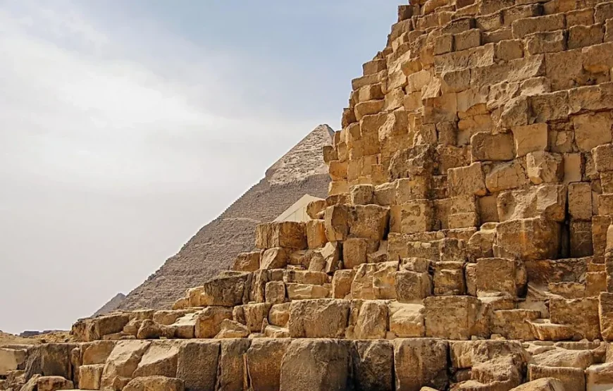 Giza Pyramids and Sphinx Half-Day Tour