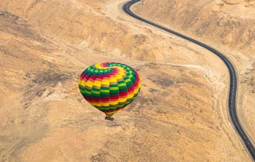 From Hurghada: 1-Night in Luxor, Hot Air Balloon, Transfer