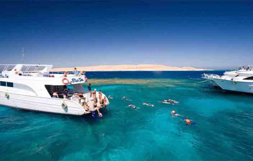 Paradise Island Snorkeling Trip VIP – Hurghada