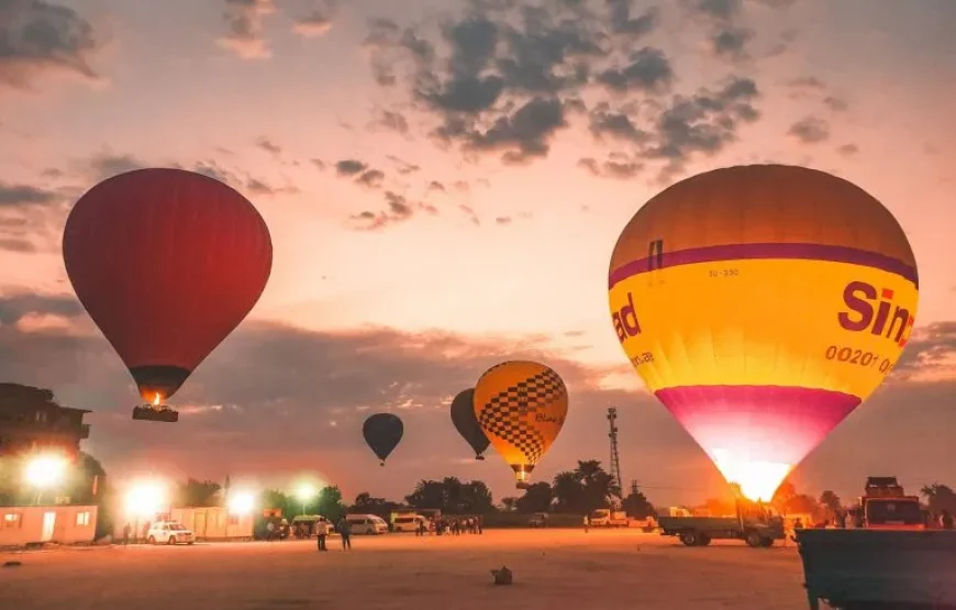 From Hurghada: 1-Night in Luxor, Hot Air Balloon, Transfer