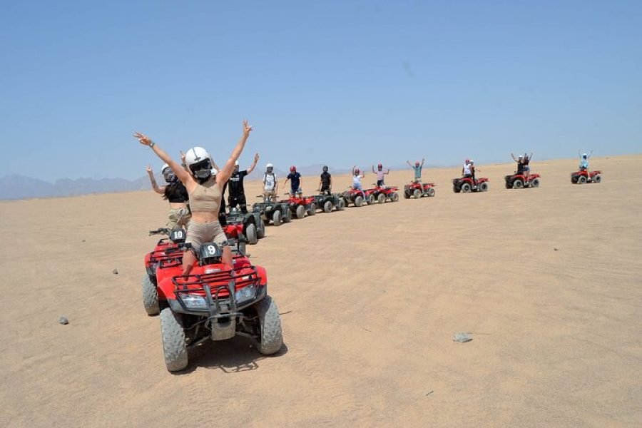 Hurghada : Super Safari Tour Jeep, Quad Bike, Bedouin Village And BBQ Dinner With Show