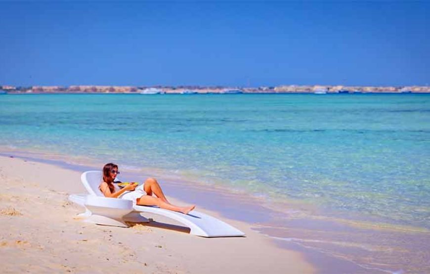 Bianca Island (Ex Utopia) Snorkeling, Water Sports & Foam Party : Hurghada