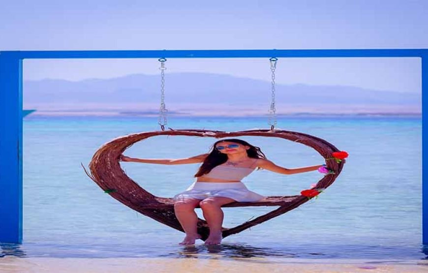 Bianca Island (Ex Utopia) Snorkeling, Water Sports & Foam Party : Hurghada