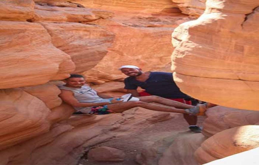 Sharm El-Sheikh: Jeep Adventure to Blue Hole, Canyon & Dahab