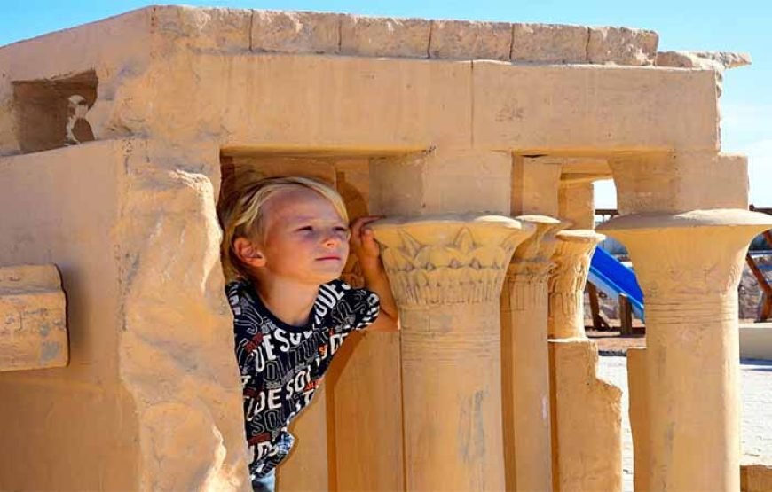 Day Trip in Mini Egypt Park : Hurghada