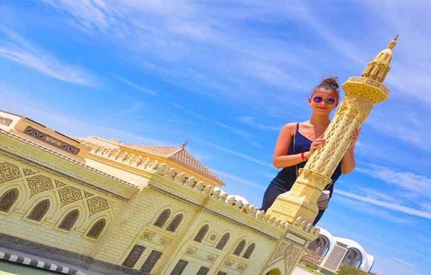 Day Trip in Mini Egypt Park : Hurghada