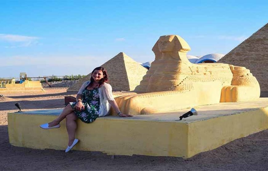 Day Trip in Mini Egypt Park : Hurghada