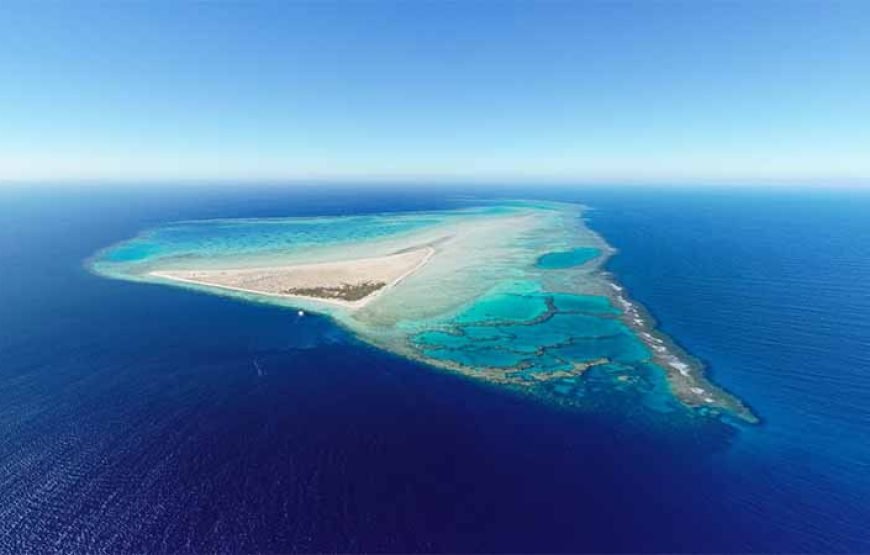 Hamata and Qulaan Islands Boat Tour 3 stops Snorkeling And Lunch